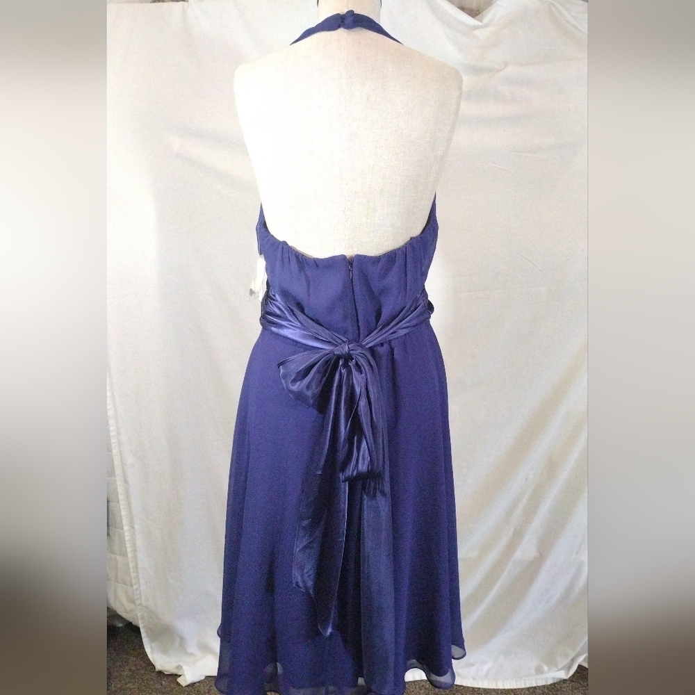 Dressbarn TAG Halter Dress, midi, Blue Satin Waist with Tie, Lined, V-Neck, 12 - Picture 4 of 9